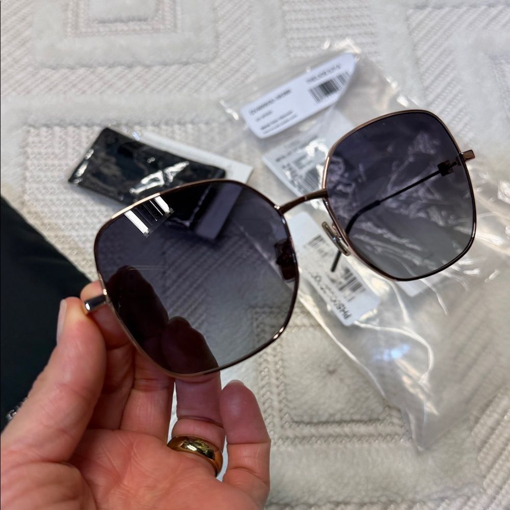 GIVENCHY - GV Speed 58mm Butterfly Sunglasses - Picture 8 of 13